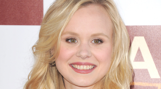 Alison Pill, naket