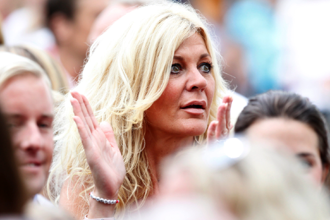 SVT, Allsång på Skansen, Eric Saade, Svenska Hollywoodfruar, Maria Montazami, Måns Zelmerlöw, Hollywoodfruar