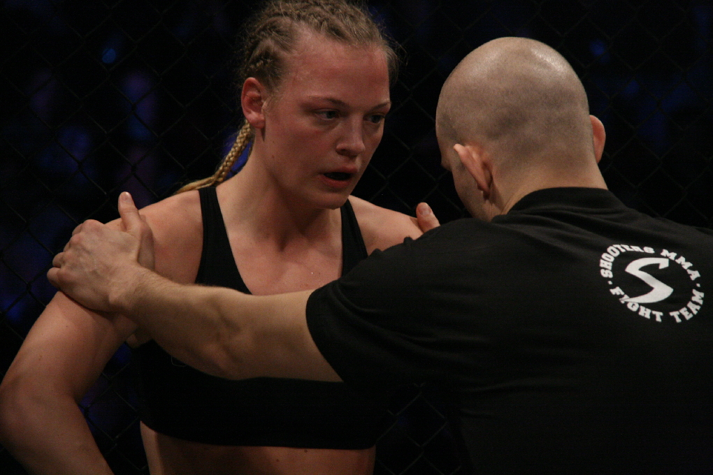 Thaiboxning, Madeleine Wall, Rom, EM-guld, August Wallén, Elina Nilsson