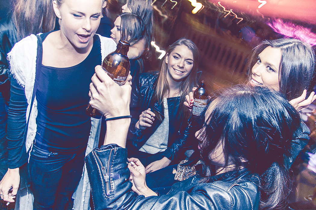Looney Tuesday, Åwkward Jerling, Gago Cuk, Pride, Haggorna, Haggrummet, F12