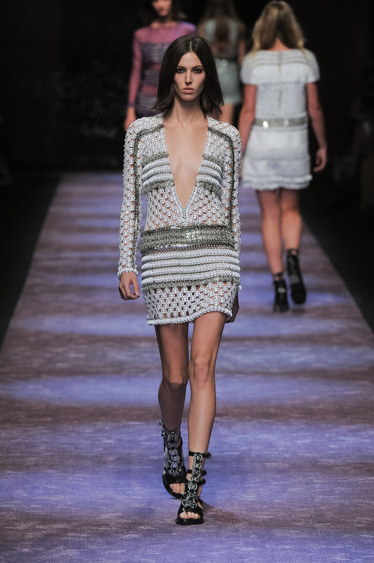 Catwalk, Trendspaning,  v-ringat
