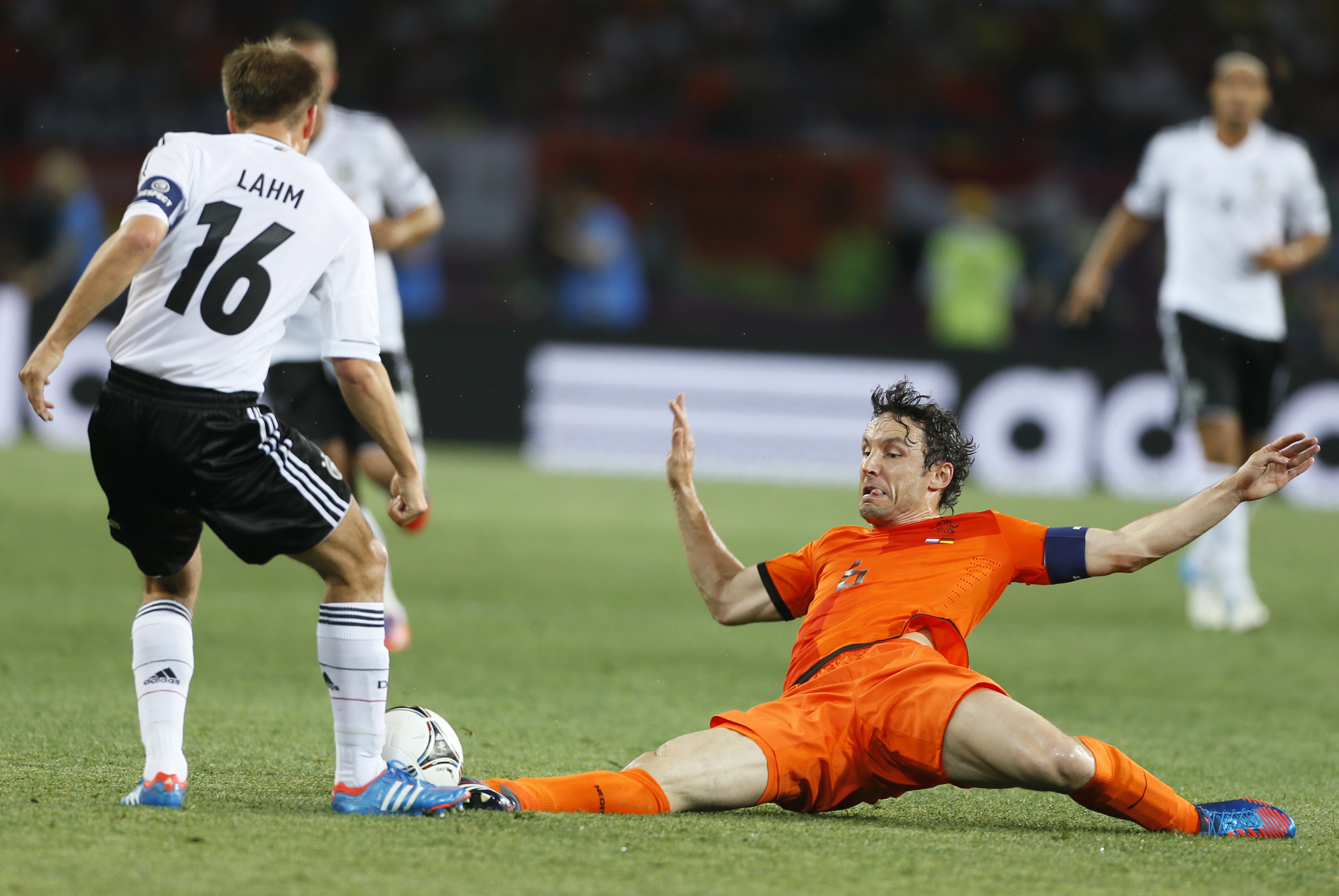AC Milan, PSV Eindhoven, Holland, Mark Van Bommel, FC Barcelona, bayern munchen