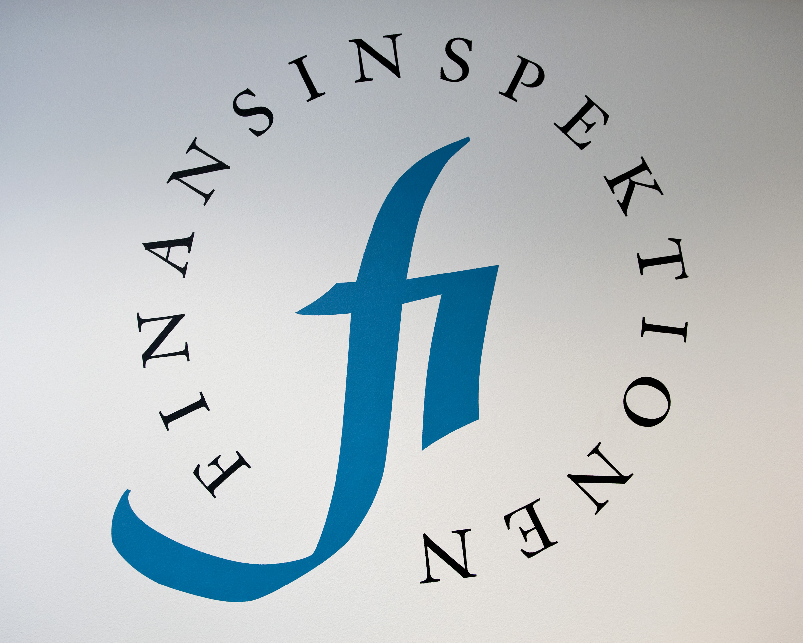 Finansinspektionen, Johan Persson, Lundin Mining Corporation, Martin Schibbye, Lundin Petroleum, Carl Bildt