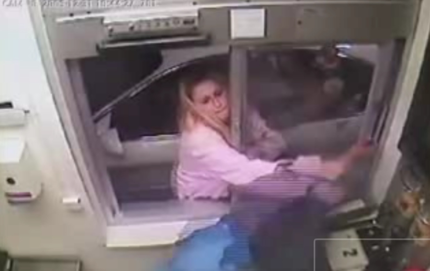 Melodi Dushane, Toledo, Kriminellt, Misshandel, McNuggets, Video, Chicken McNuggets, McDonalds