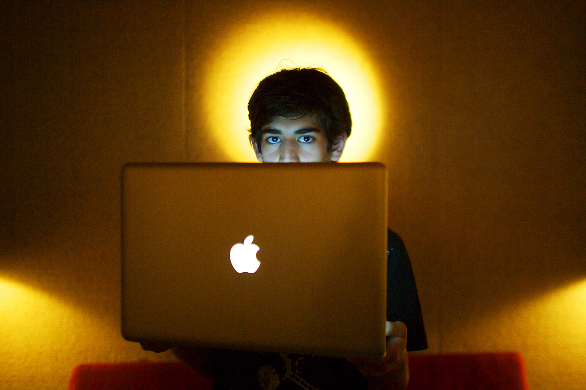 Censur, nätaktivist, Twitter, Självmord, Aaron Swartz