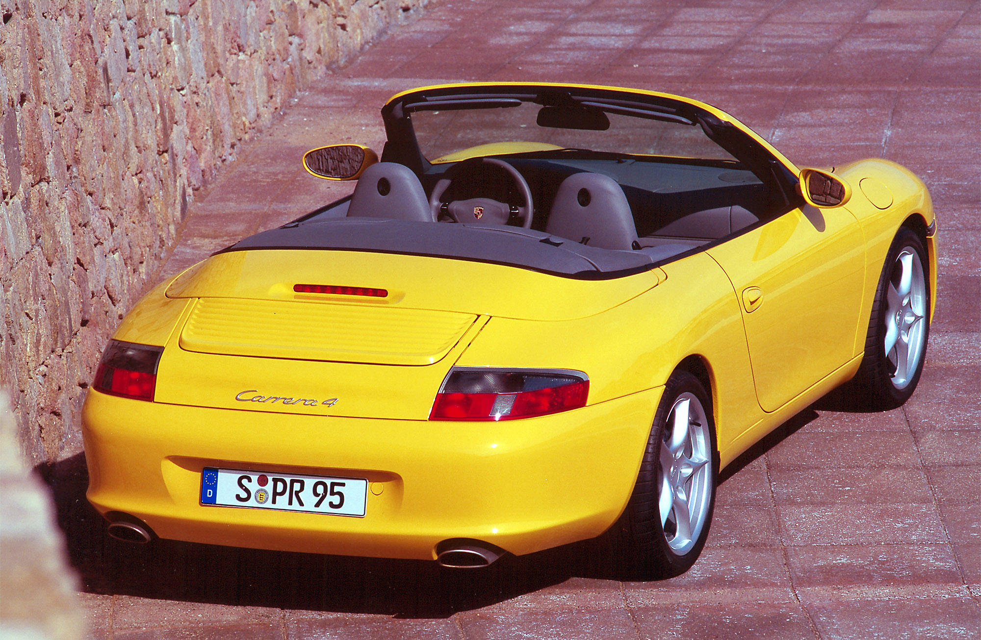  E4:an, Porsche, Linkoping, Byxlöst, Hångel