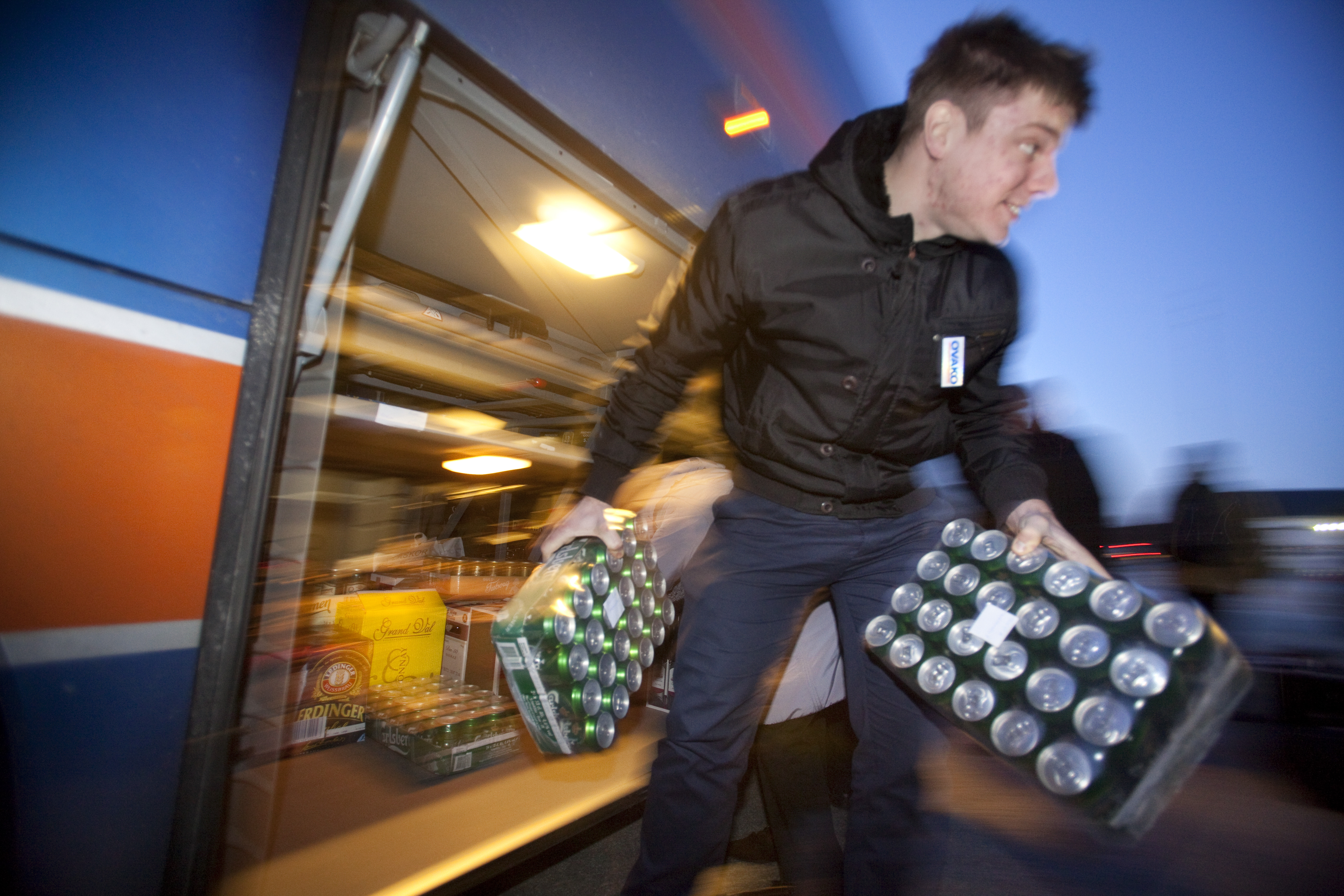 Smuggling, Ungdomar, Alkohol, Sprit, Langning, Tullen, Kriminellt, Polis, Goteborg