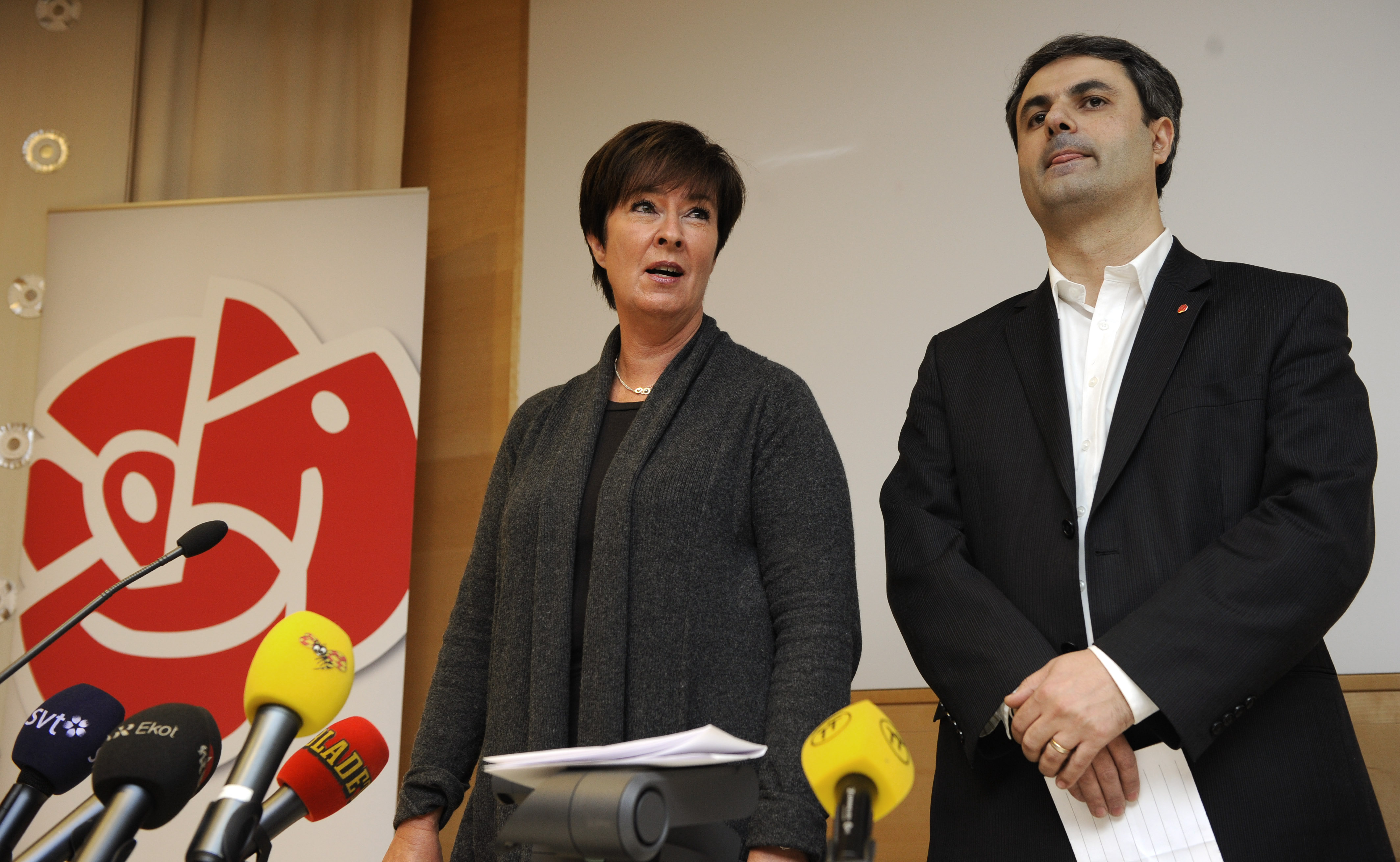 Socialdemokraterna, Oppositionen, Sifo, Opinonsstöd, Regeringen