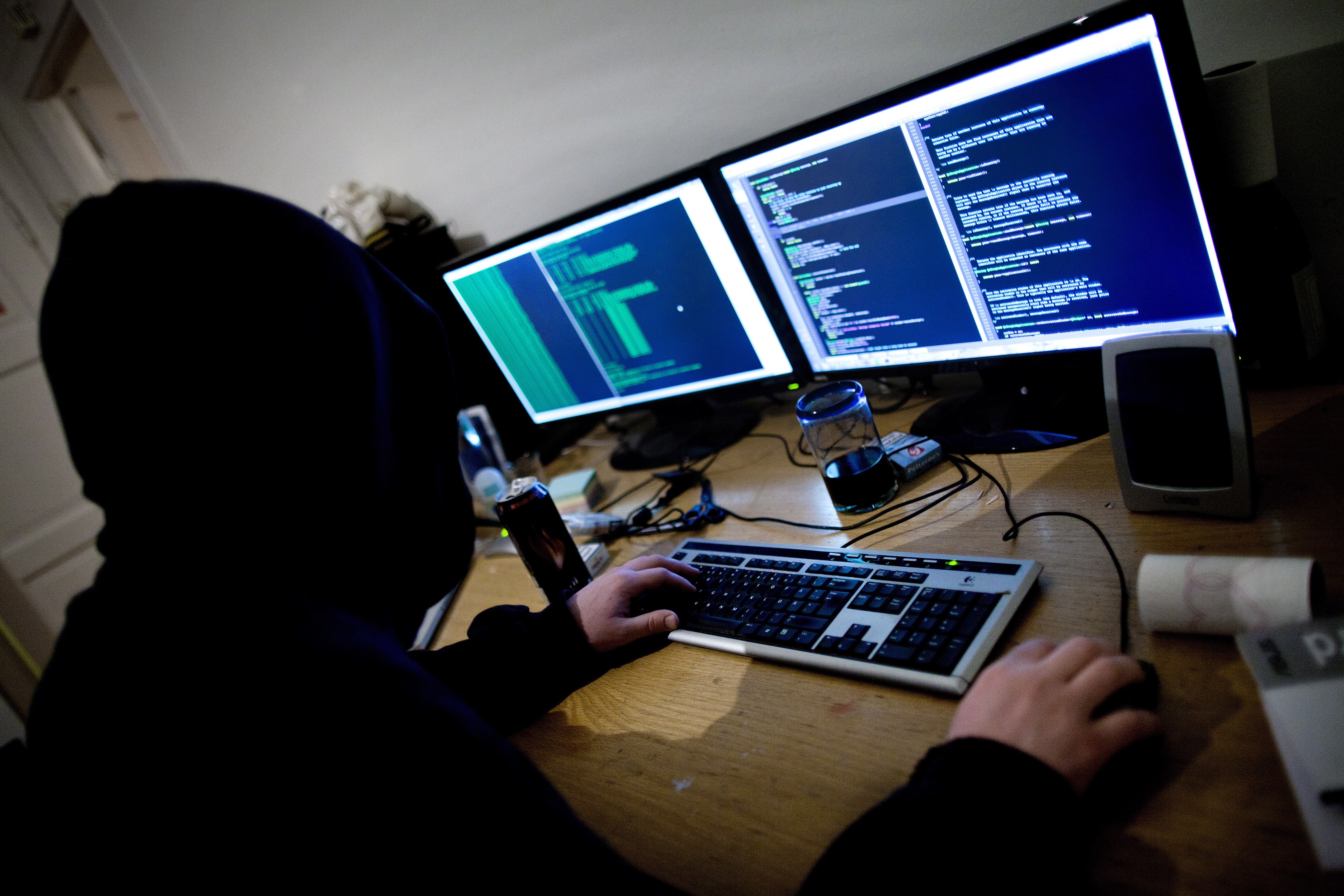 Hackare, Hacker, Internet, Anonymous, Hackerattack