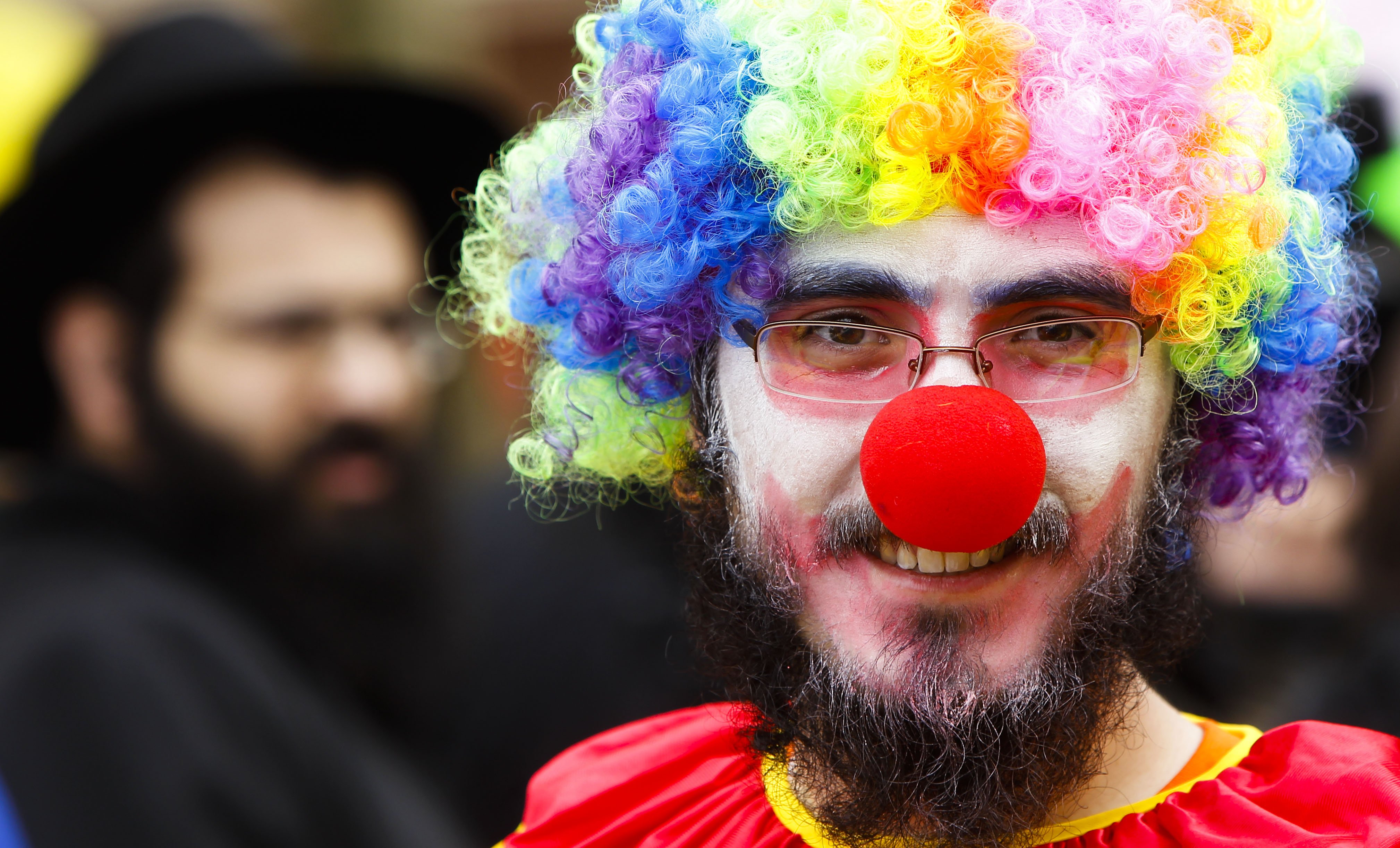 Skrämsel, Robert Pattinson, Namnsdagsfest, Cirkus, Clowner, Clownfobi, Isabel Adrian, Monday-Lily