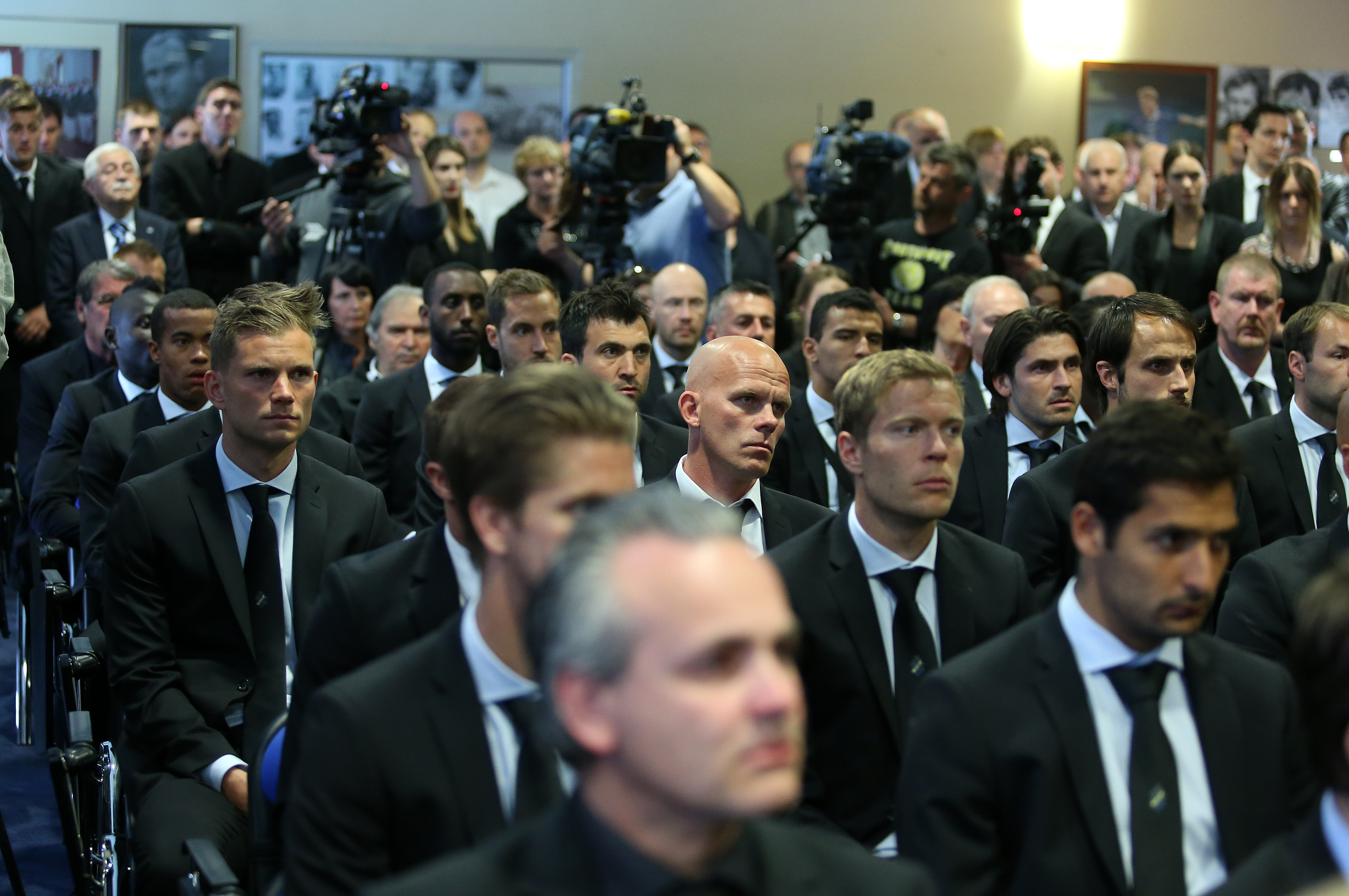 Zagreb, AIK, Dinamo Zagreb, Bagravning, Ivan Turina