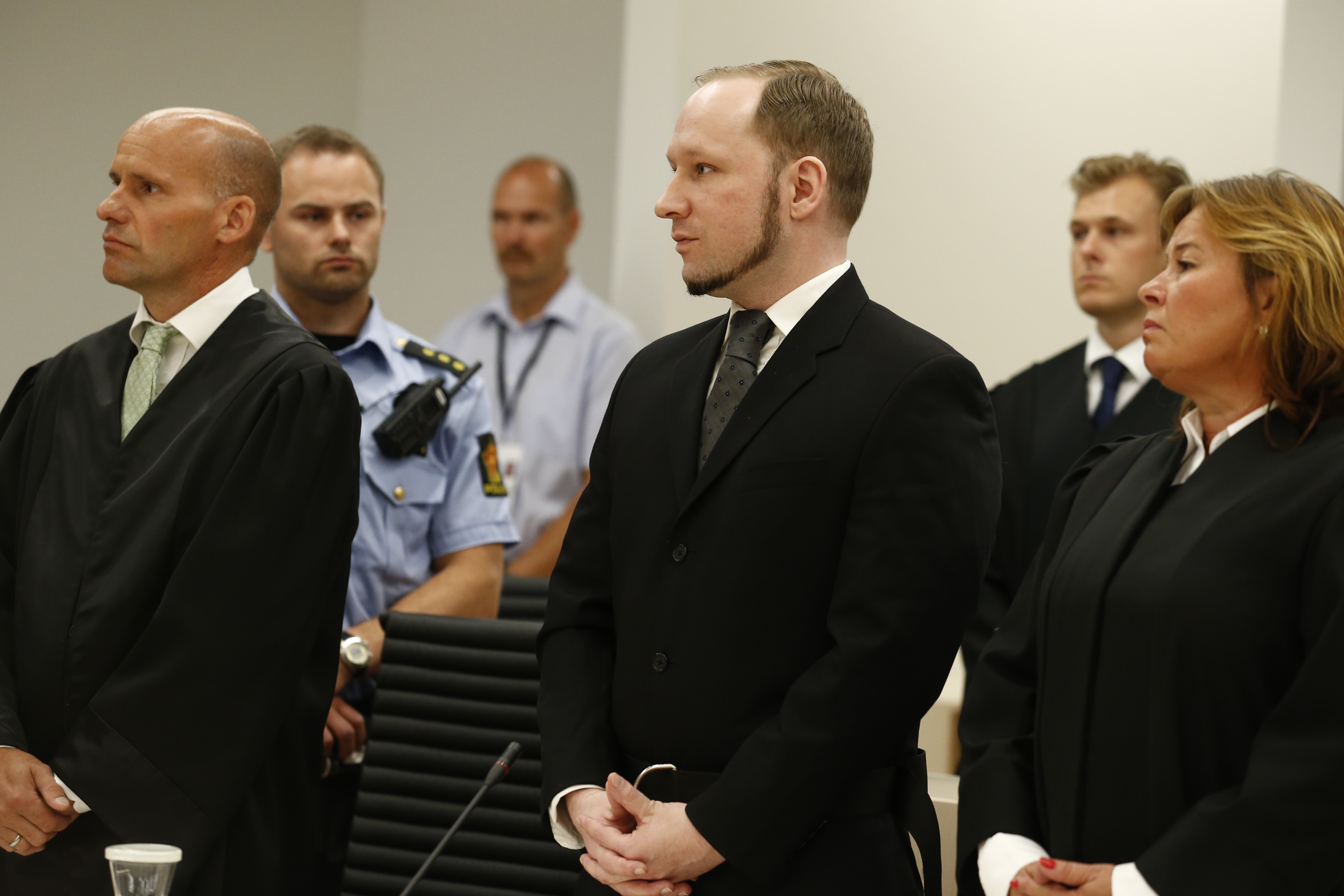  Försvararen, Rättegång, Oslo, Geir Lippestad, Anders Behring Breivik, Utoya