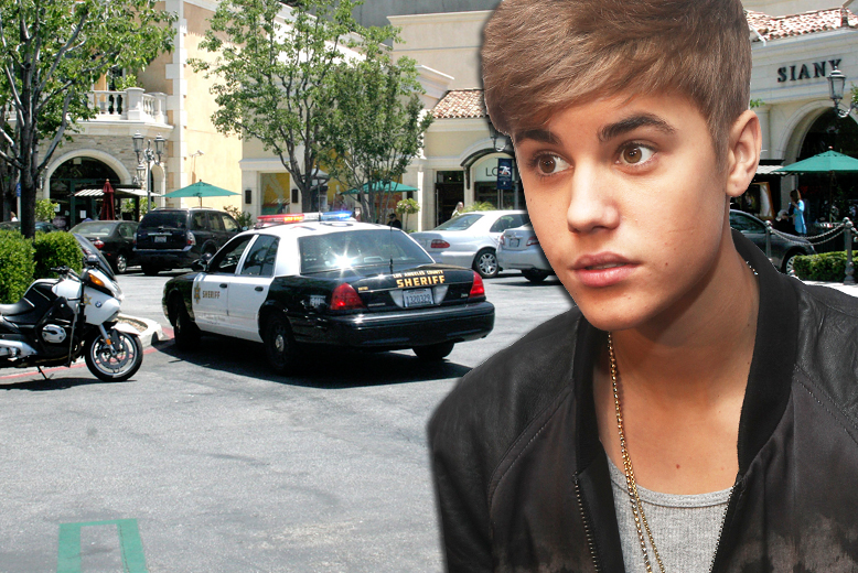 Polis, Hollywood, Selena Gomez, Paparazzi, Stjärna, Våldsam, Olycka, Misshandel, Musik, USA, kändis, Justin Bieber