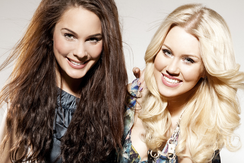 Alexandra Nilsson, Hemligheter, Isabella Löwengrip, Blondinbella, Bella & Tyra Show, Bloggare, Bok, Blogg, Kissie
