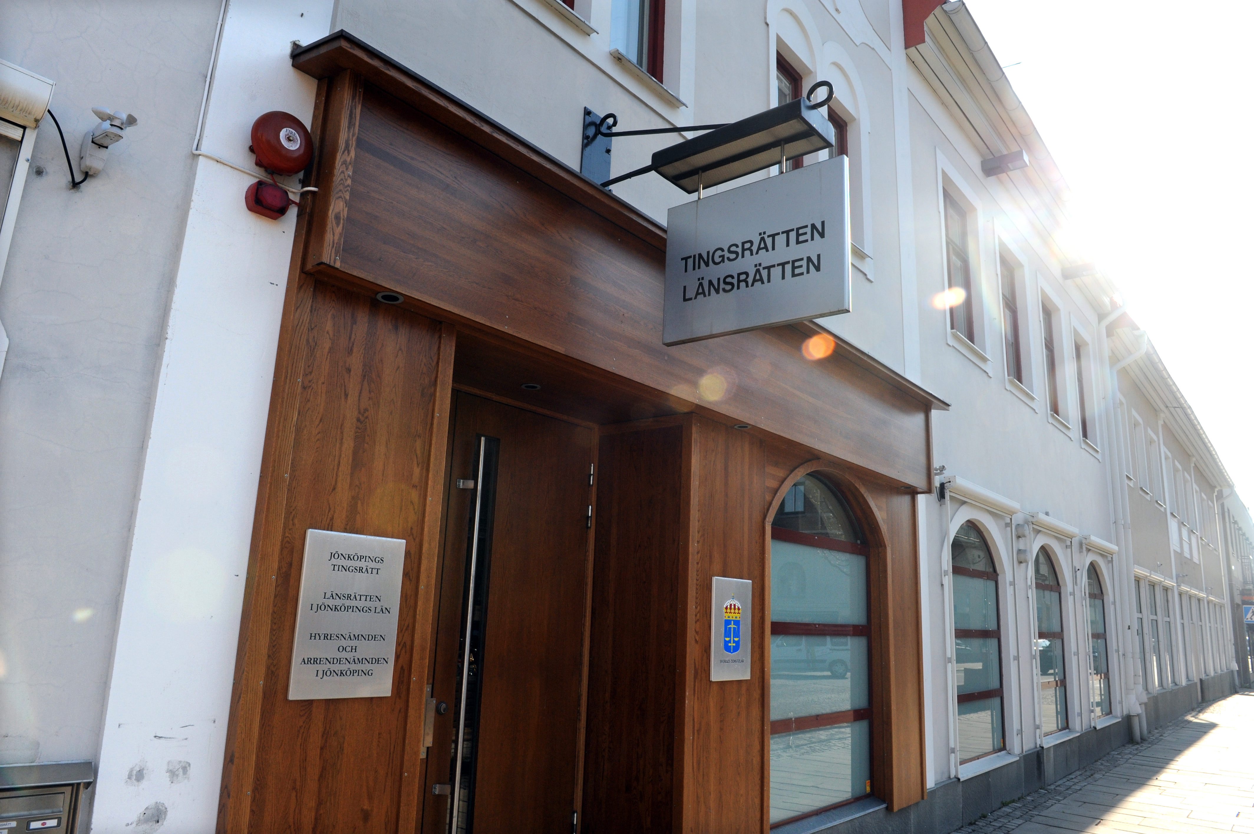 Valdtakt, Sexbrott, Polis, Kriminellt