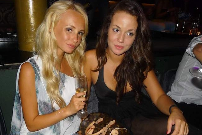 Semester, Kissie, Carolina Gynning, Kenza Zouiten