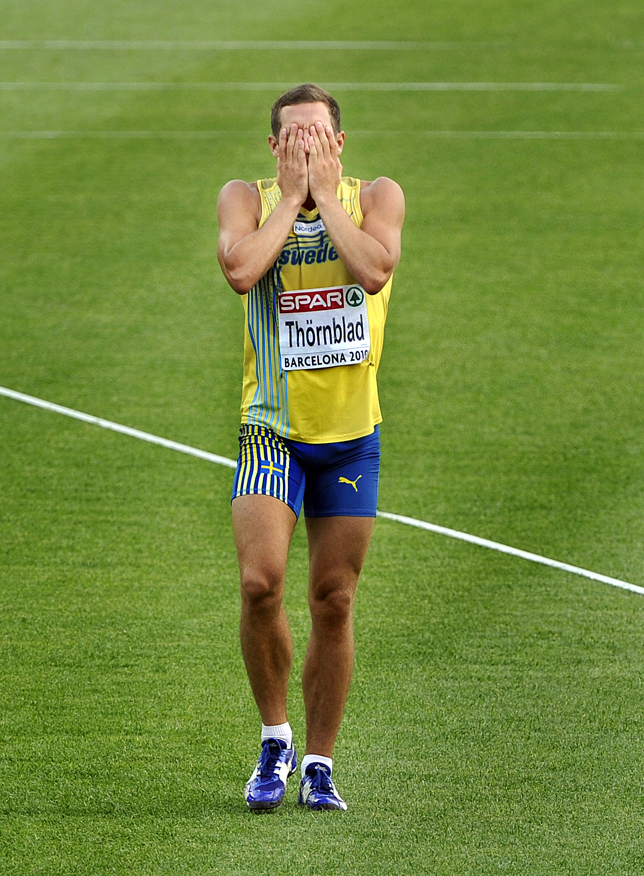 Linus Thörnblad, Karriär, Fucked up
