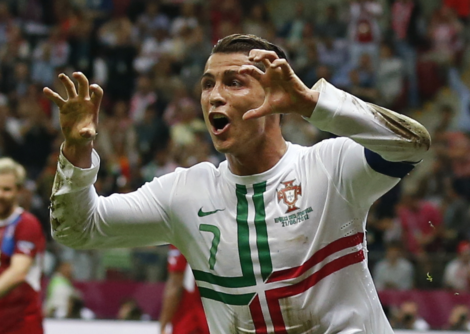 Cristiano Ronaldo, Fotboll, Portugal, Spanien, EM i korthet