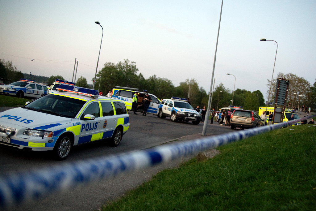 Skottlossning, Polisen, Taxichaufför, Gårdsten, Goteborg