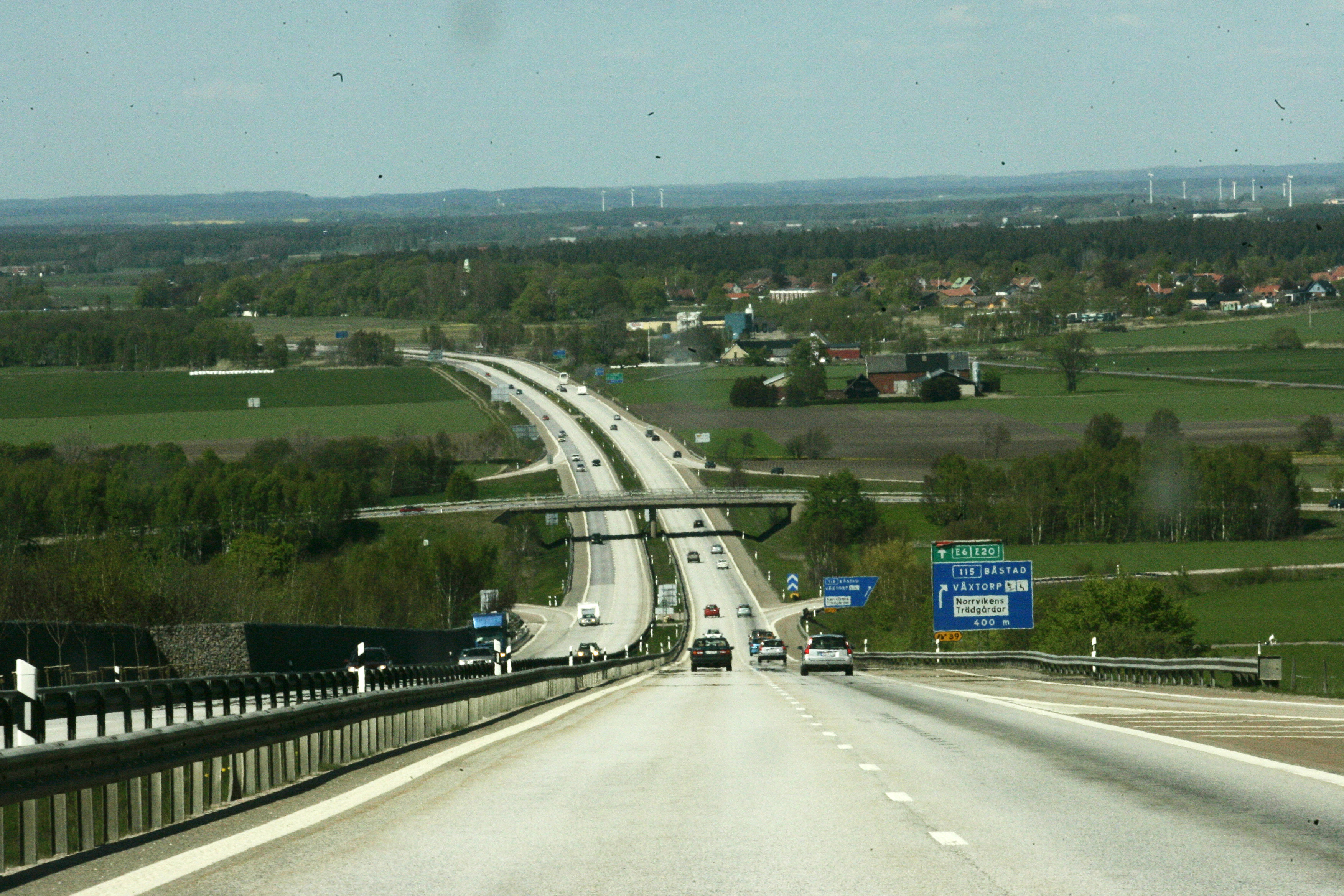 Misshandel, Jakt, Bilkrock, Flickvän