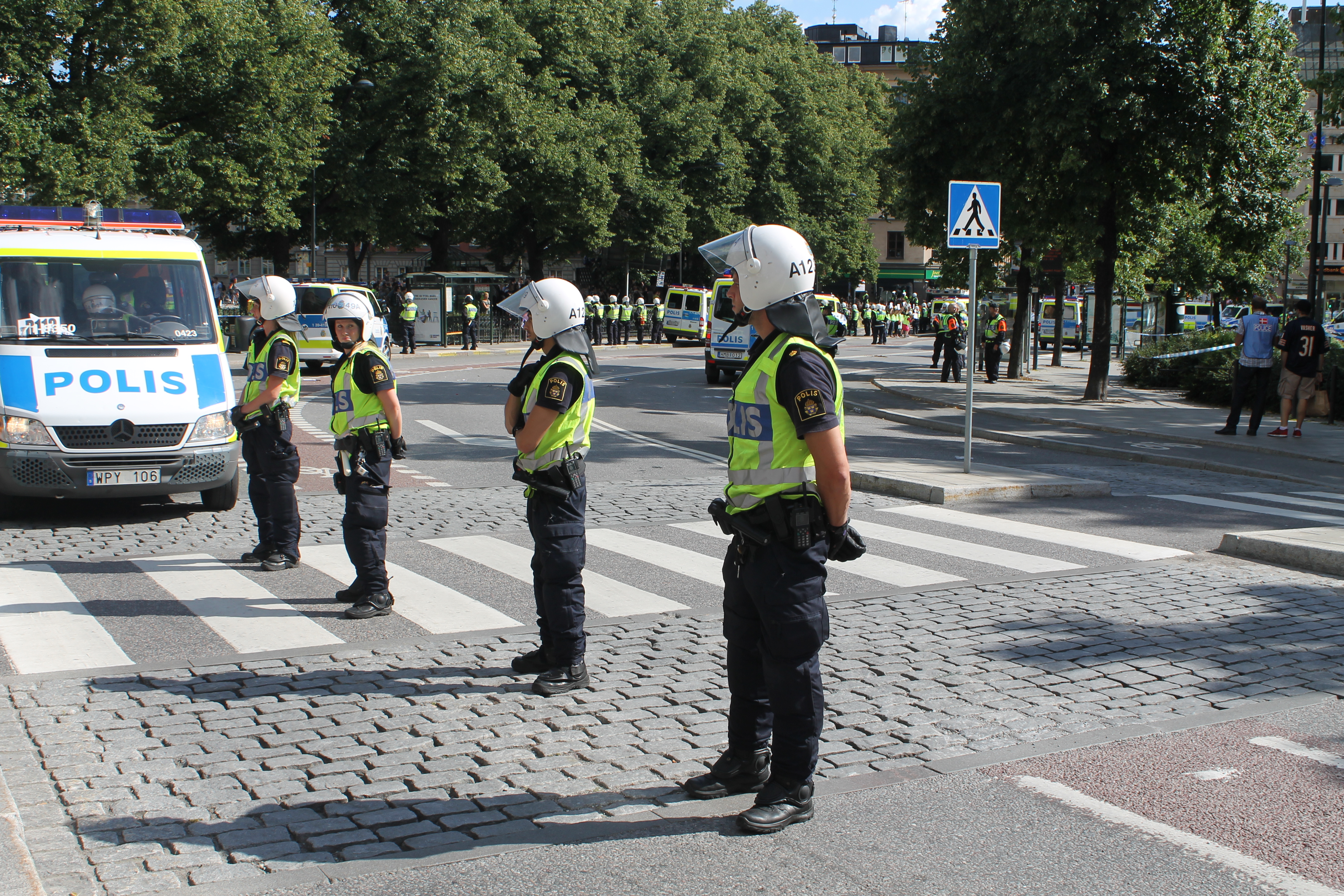 Pride,  EDL, English Defense League, Stockholm,  SDL
