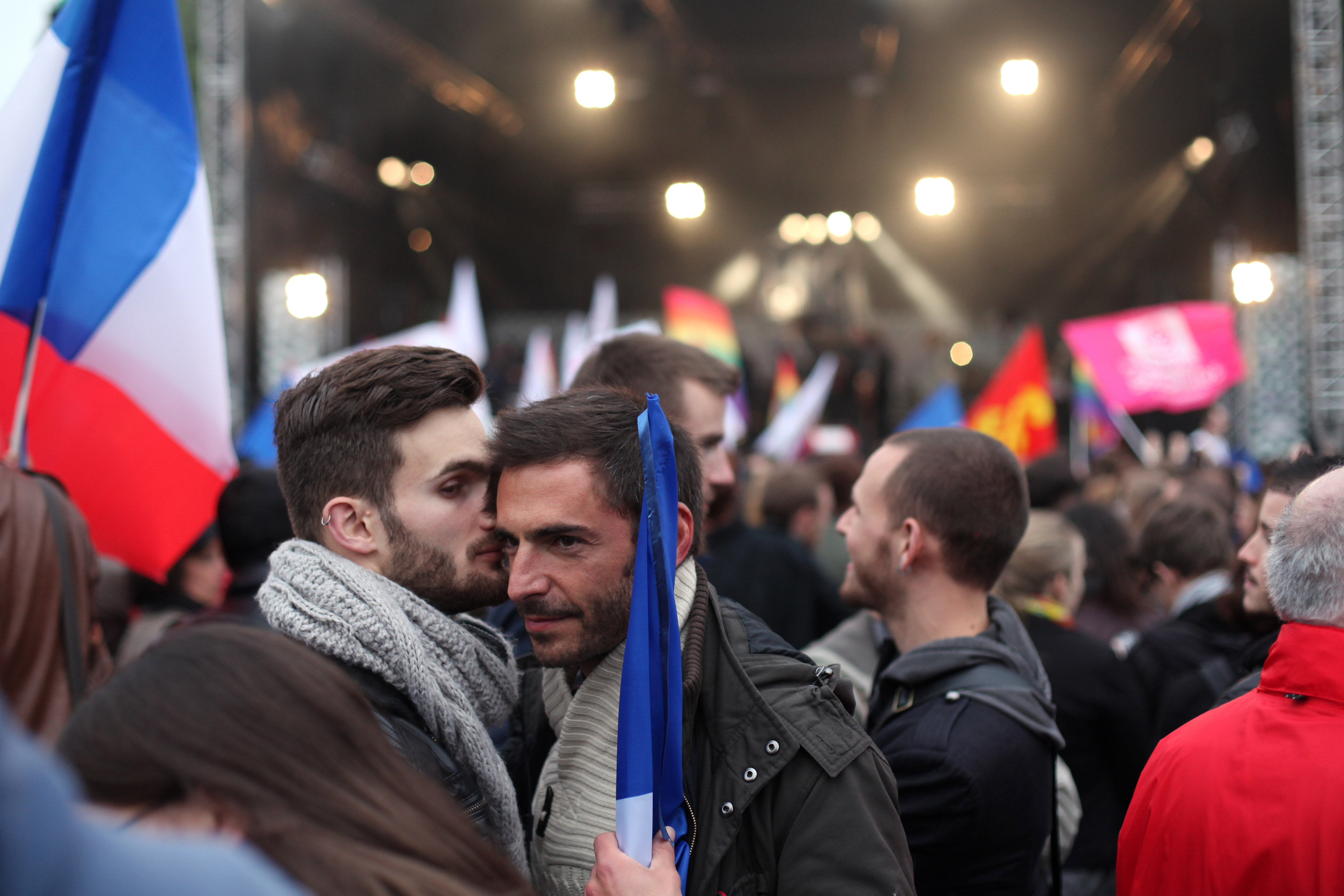  Dominique Venner,  Notre Dame, Front National,  Historiker, Självmord, Le Pen, Högerextrema