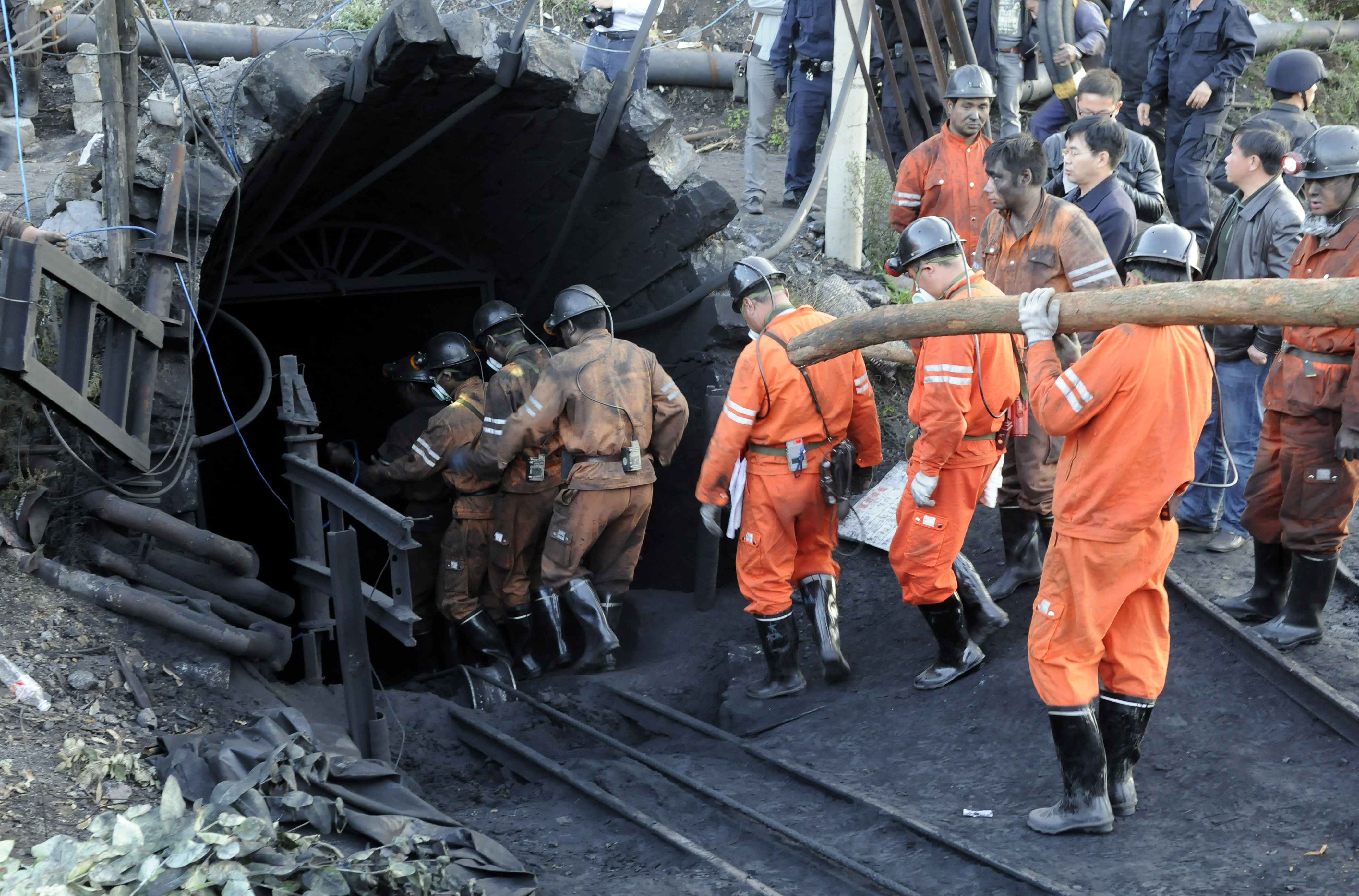 Döda, Gruva, Kina, Explosion