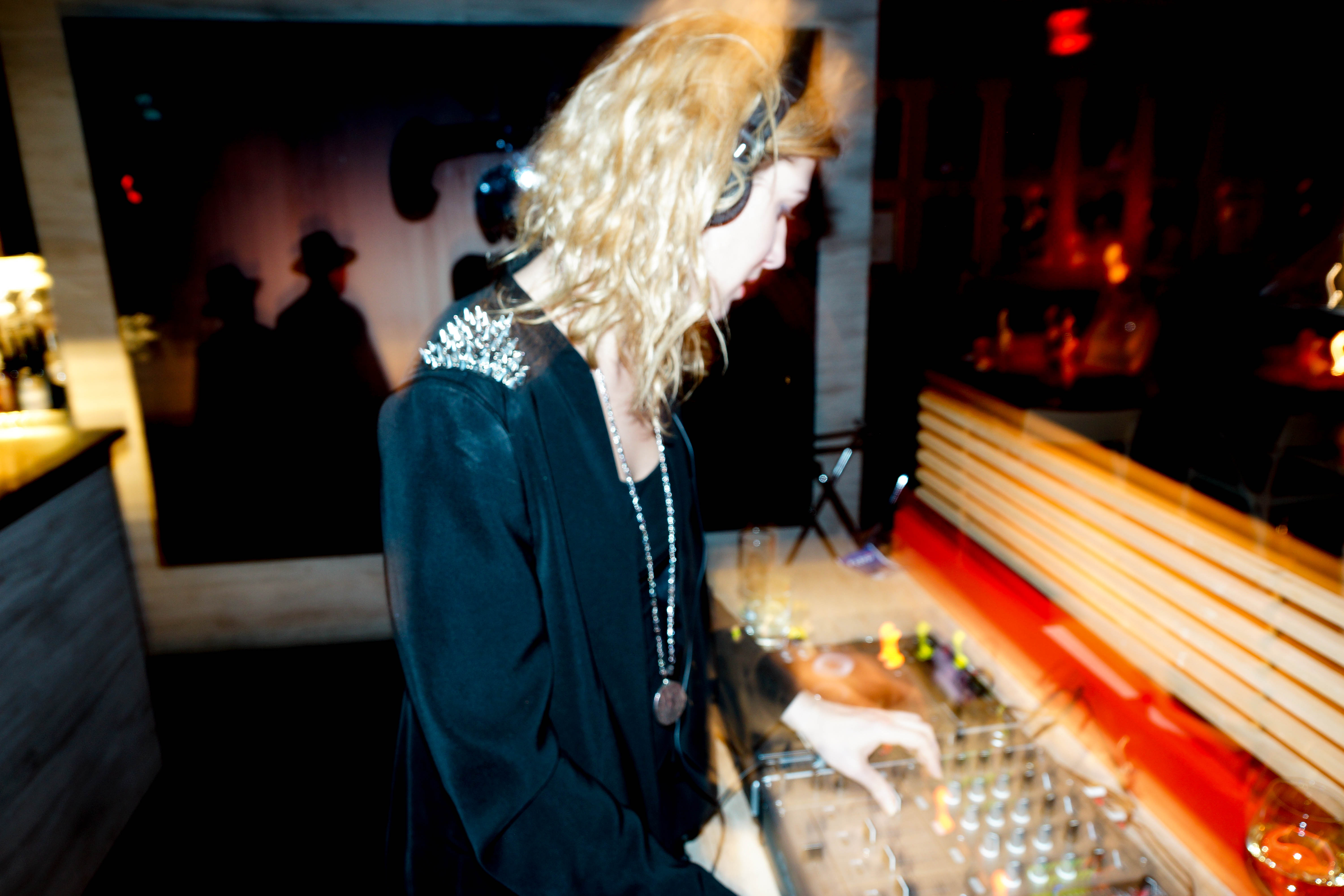 nino castillo, Y+M, YochM, bar f12, Miss Voon