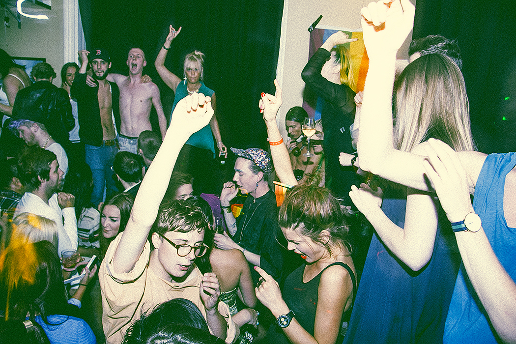 Gago Cuk, Looney Tuesday, Pride, F12, Haggrummet, Haggorna, Åwkward Jerling