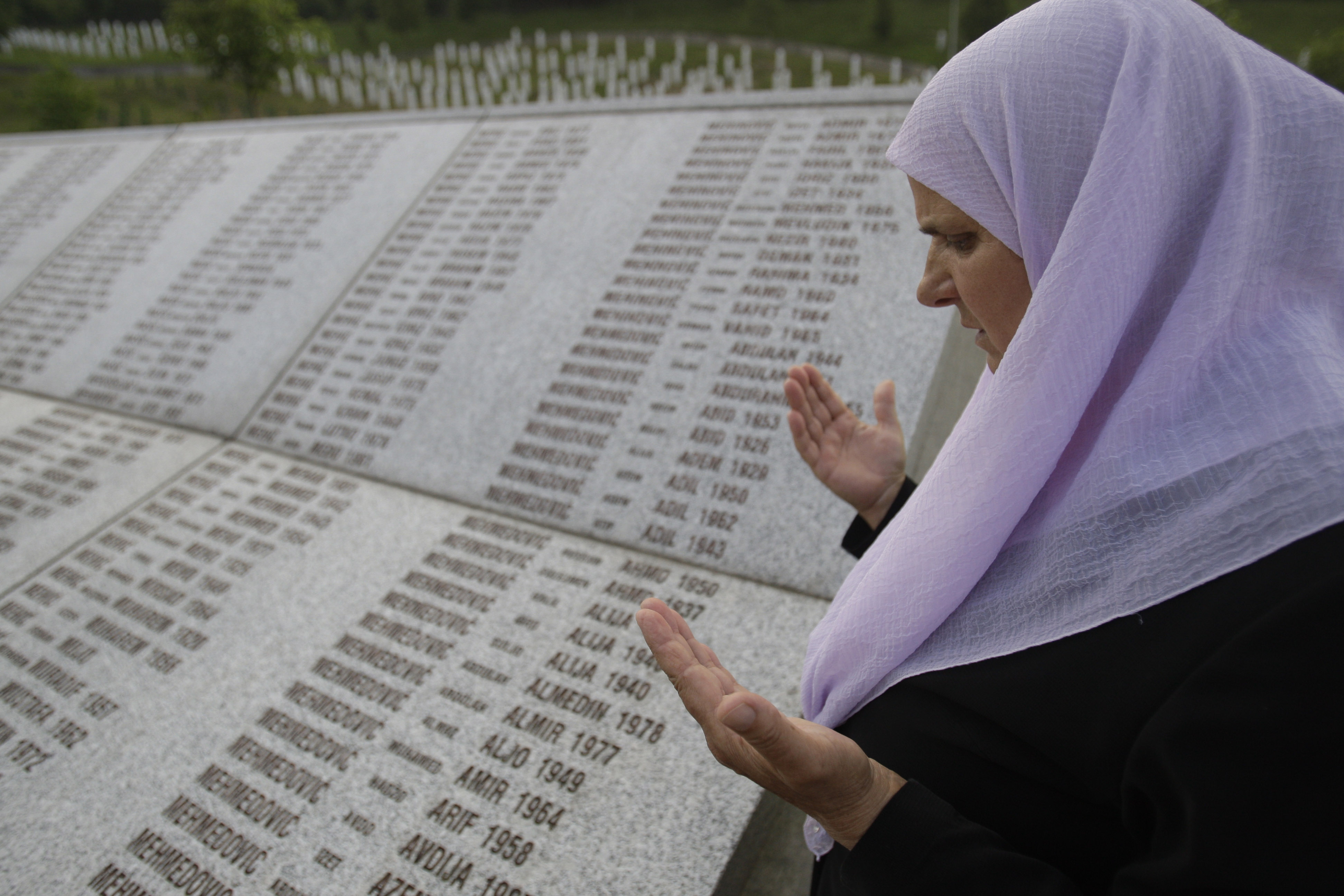 Folkmord, Srebrenica, Forna Jugoslavien, Etnisk rensning, Ratko Mladic, Rwanda, FN