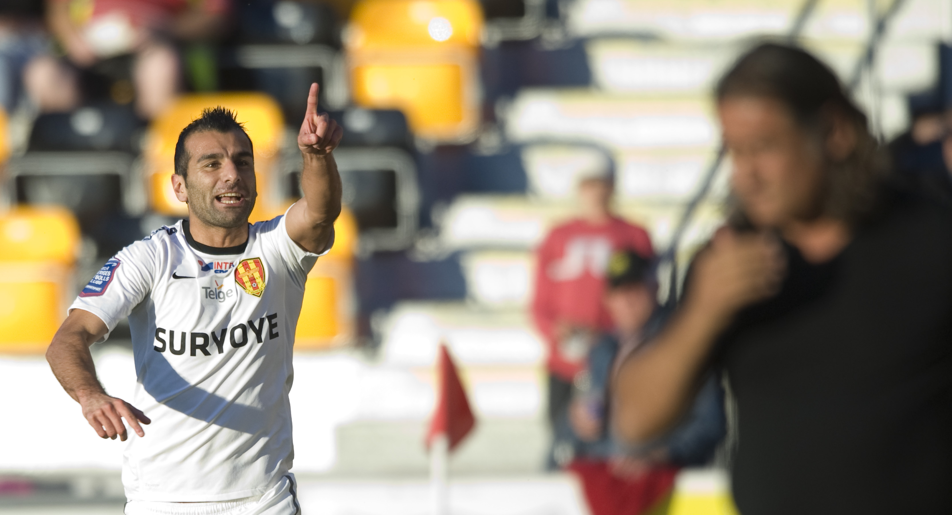 Mjallby, Syrianska