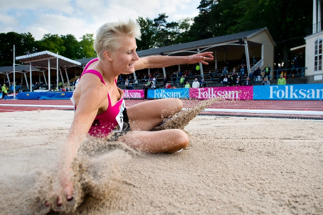 OS, Carolina Klüft, Baksidalår