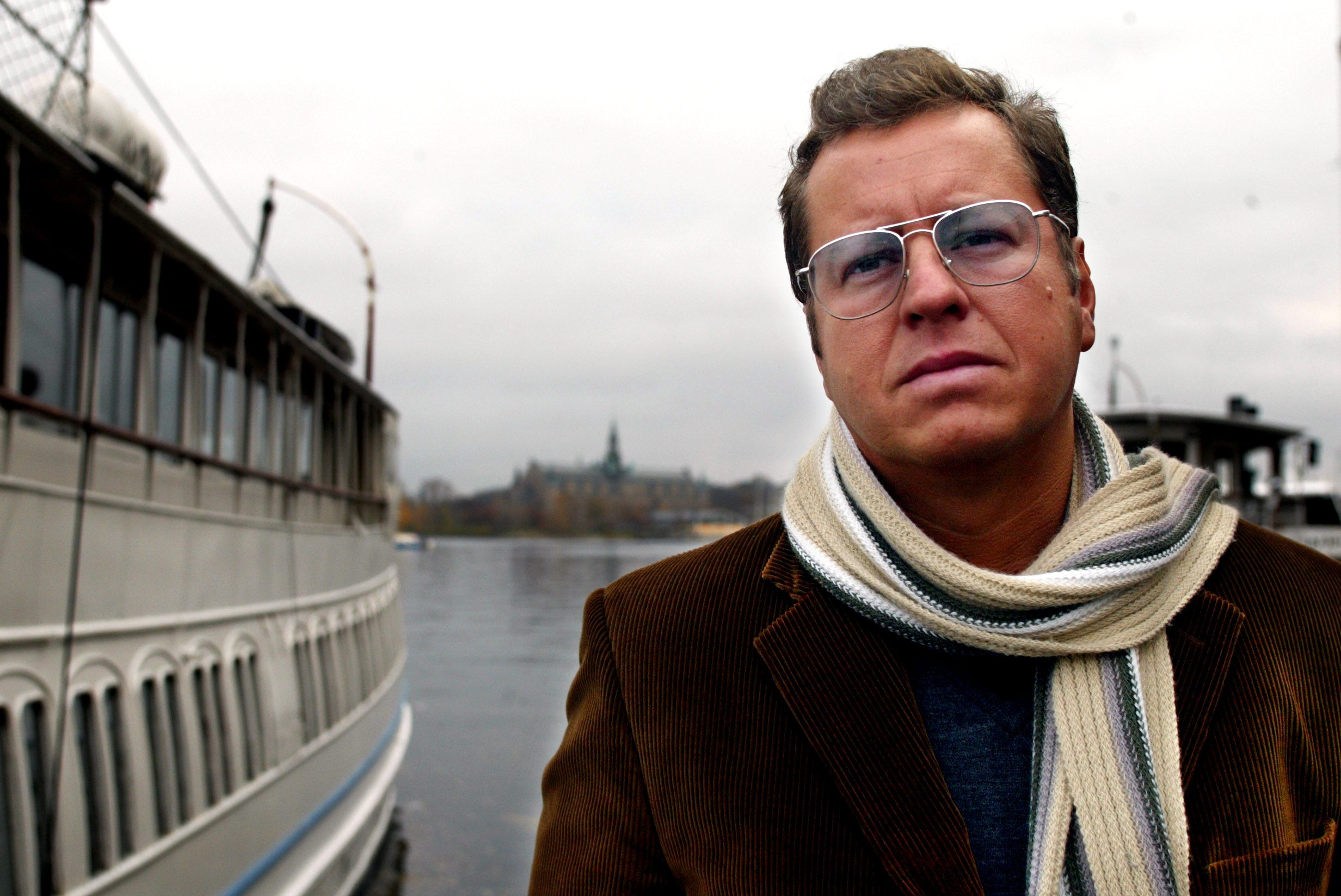 Söndagsintervjun, Mauro Scocco, Håkan Hellström, Plura Jonsson, Ensamhet, Eldkvarn, Lite Sällskap, Ensamma människor, Ratata, Intervju24, Musik För Nyskilda, Intervju