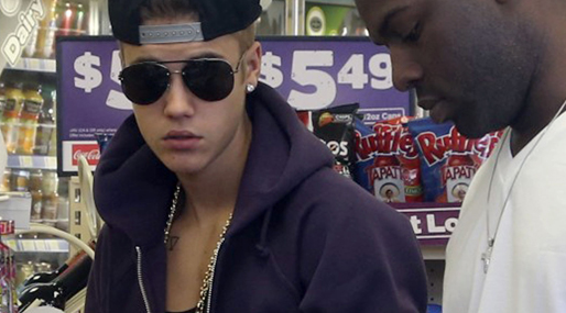 Kontrakt, Fest, Justin Bieber