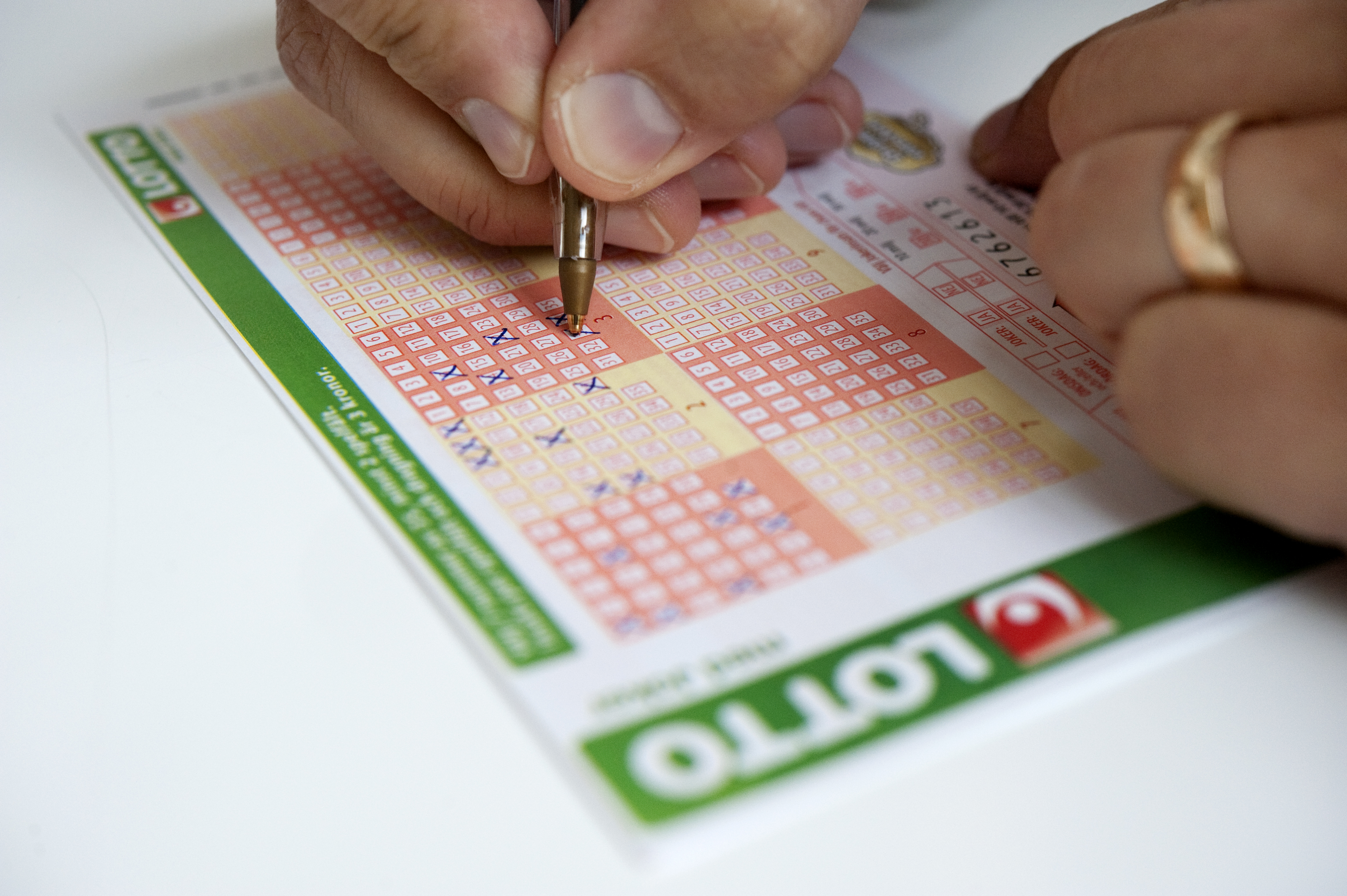 Miljonär, Lotto, Lottomiljonär, Misstag, Lotteri, Lottovinst, Miljoner, Tur