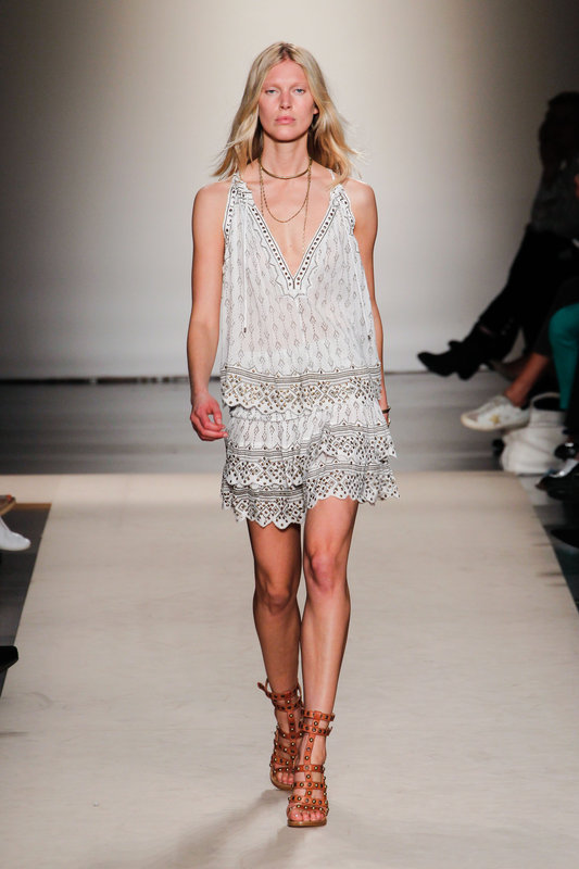  v-ringat, Trendspaning, Catwalk