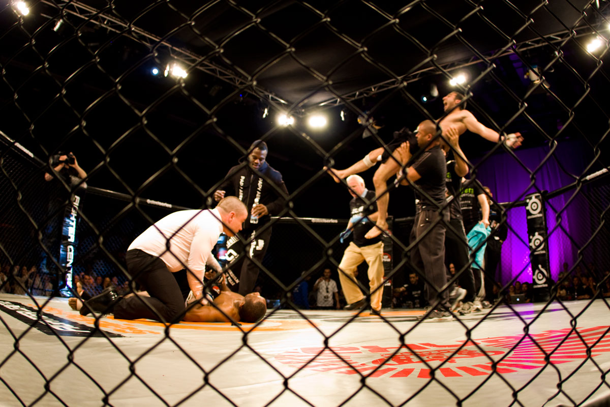Hanna Sillén, Lisebergshallen, The Zone FC 9, Besam Yousef, Eddy Bengtsson, Martin Svensson, Elina Nilsson, Victor Cheng, MMA, Paul Reed, Goteborg