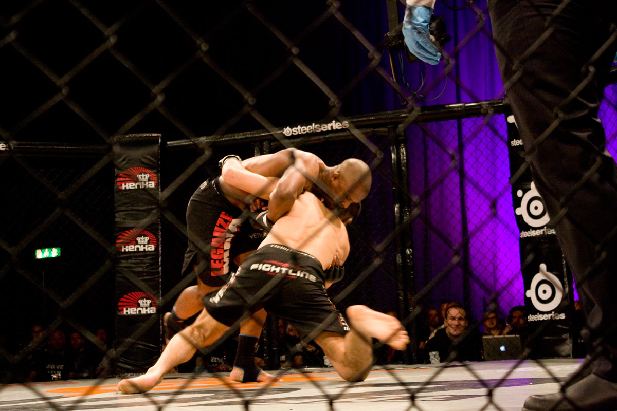 Martin Svensson, Goteborg, Lisebergshallen, MMA, Hanna Sillén, Elina Nilsson, Besam Yousef, Eddy Bengtsson, Paul Reed, The Zone FC 9, Victor Cheng