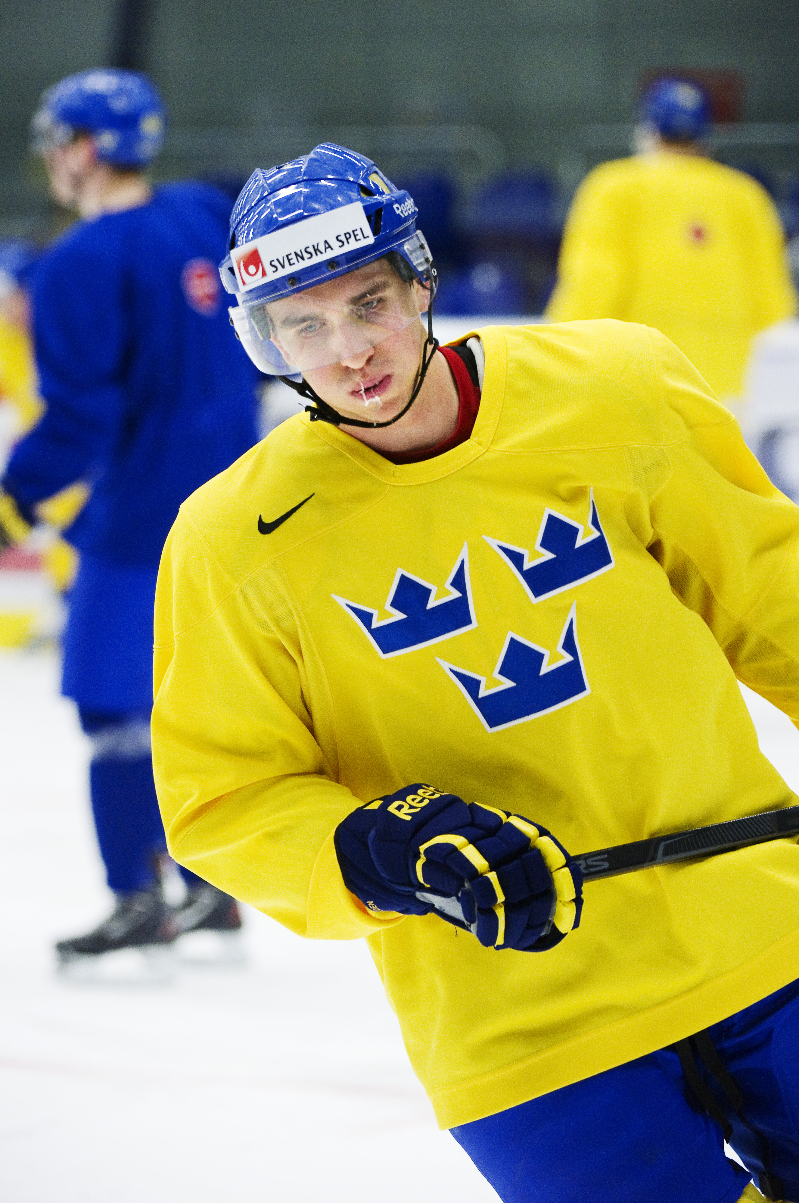 Mikael Backlund, x-box, Tevespel, Calgary