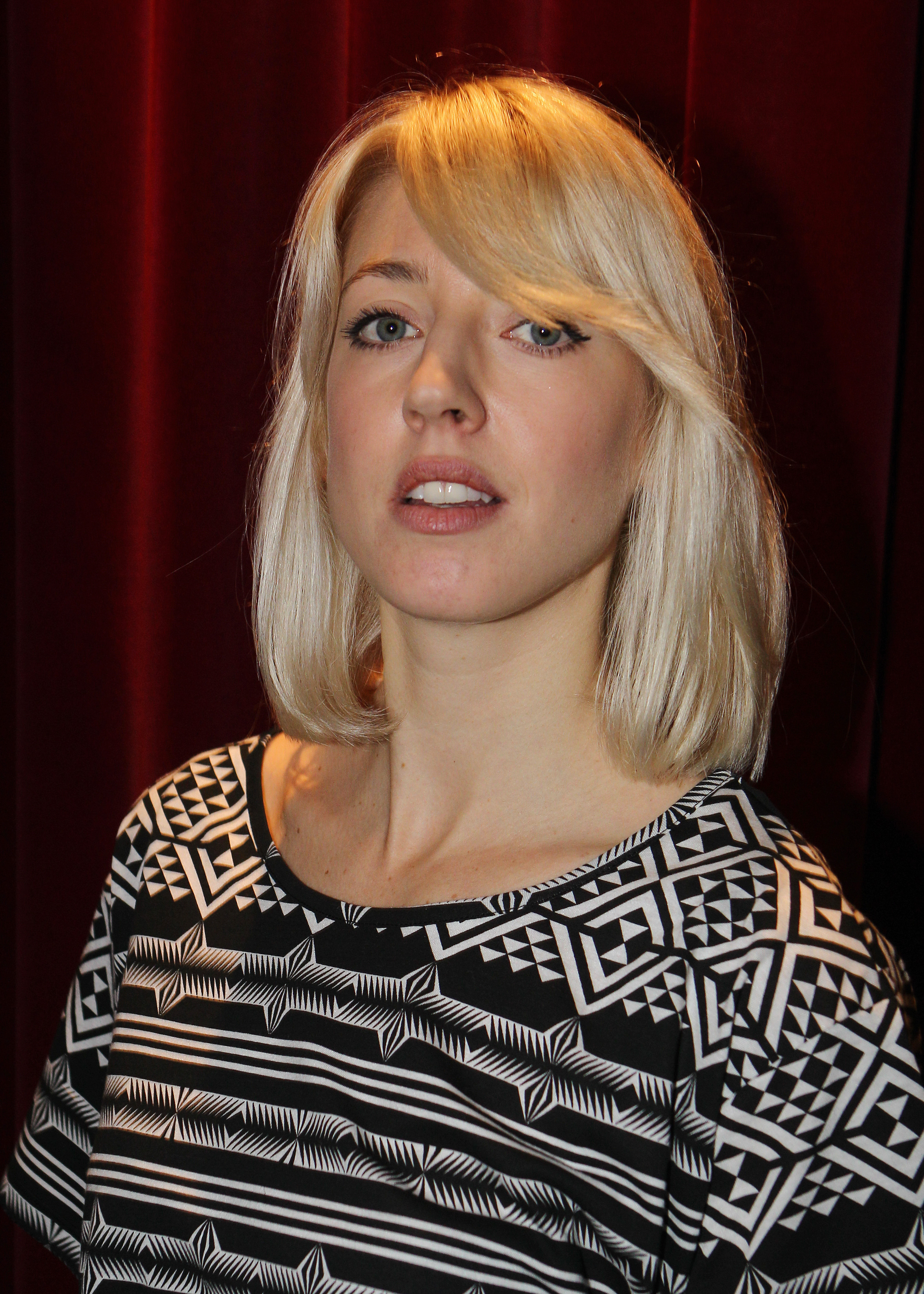 Veronica Maggio, Nina Nestlander, Oskar Linnros