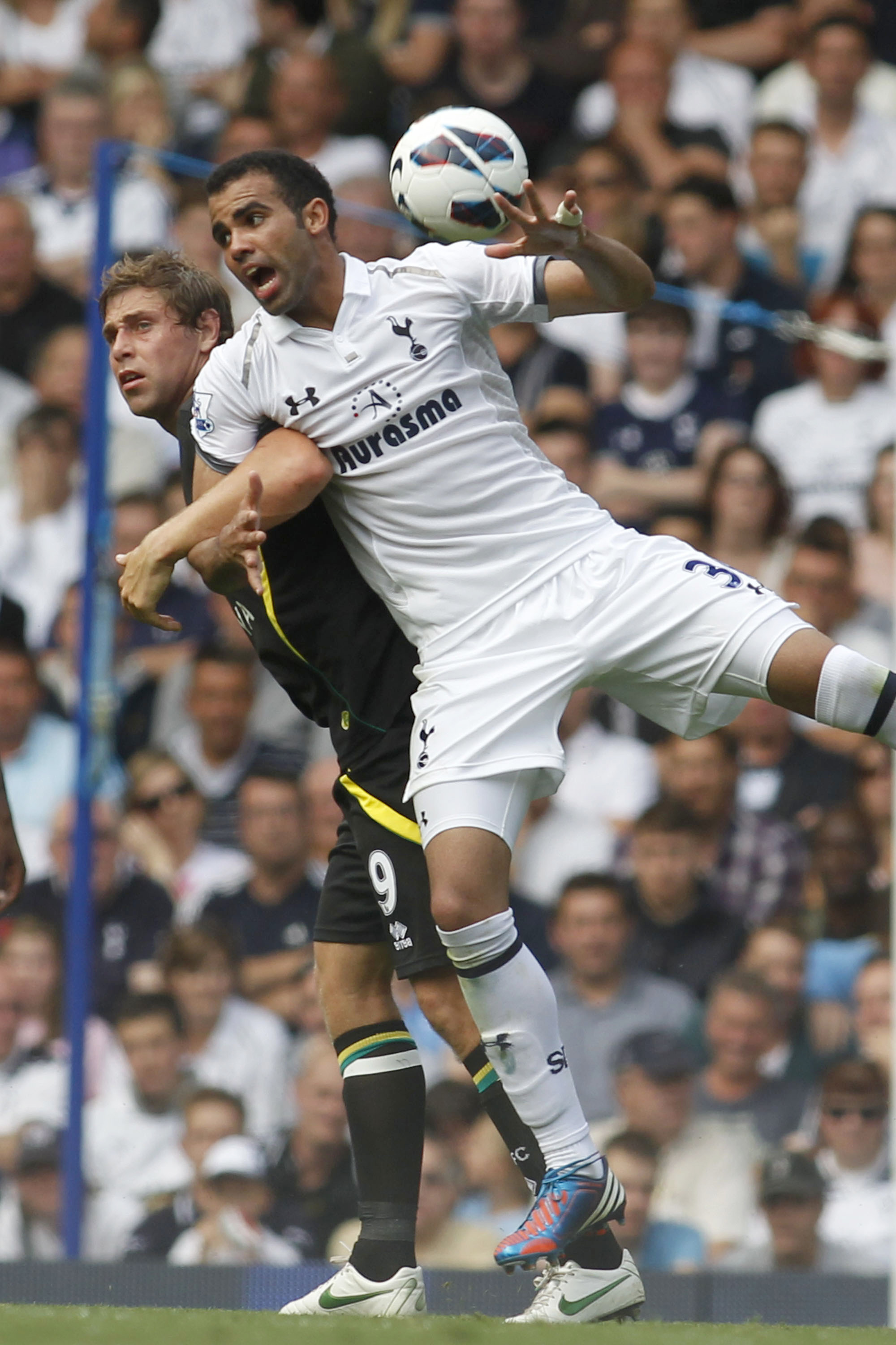 Premier League, Skräll, England
