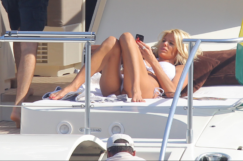Båt, 2012, Victoria Silvstedt, Paparazzi, Bikini, Yacht, Lyx
