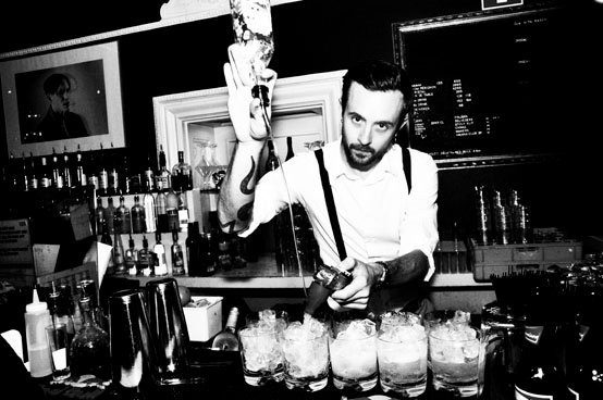 Vita Baren, Spy Bar, Spymlan, Veckans Skönaste Bartender, Elvis, Sååå sjuk, Thomas Elvis Gustavsson