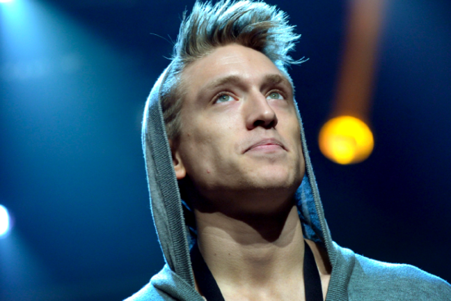 Moderaterna, Timoteij, schlager, Melodifestivalen, Sofia Arkelsten, Splittring, Fredrik Reinfeldt, Musik