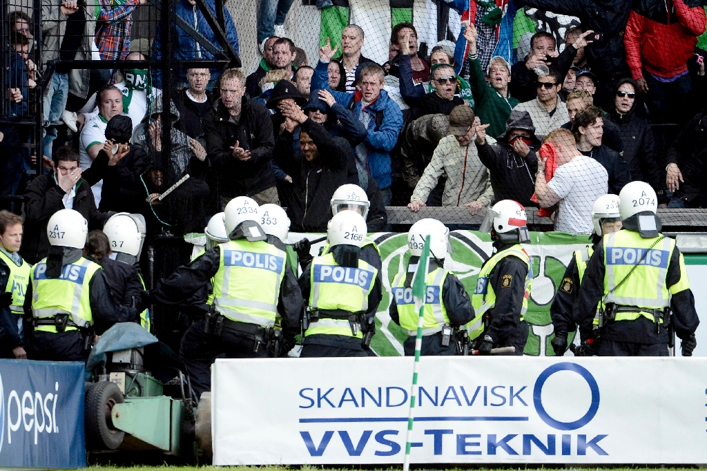 Bajen, Pepparspray, Söderstadion, Assyriska, Hammarby, Polis