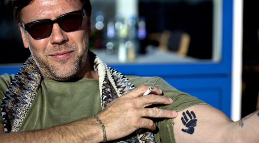 Mikael Persbrandt