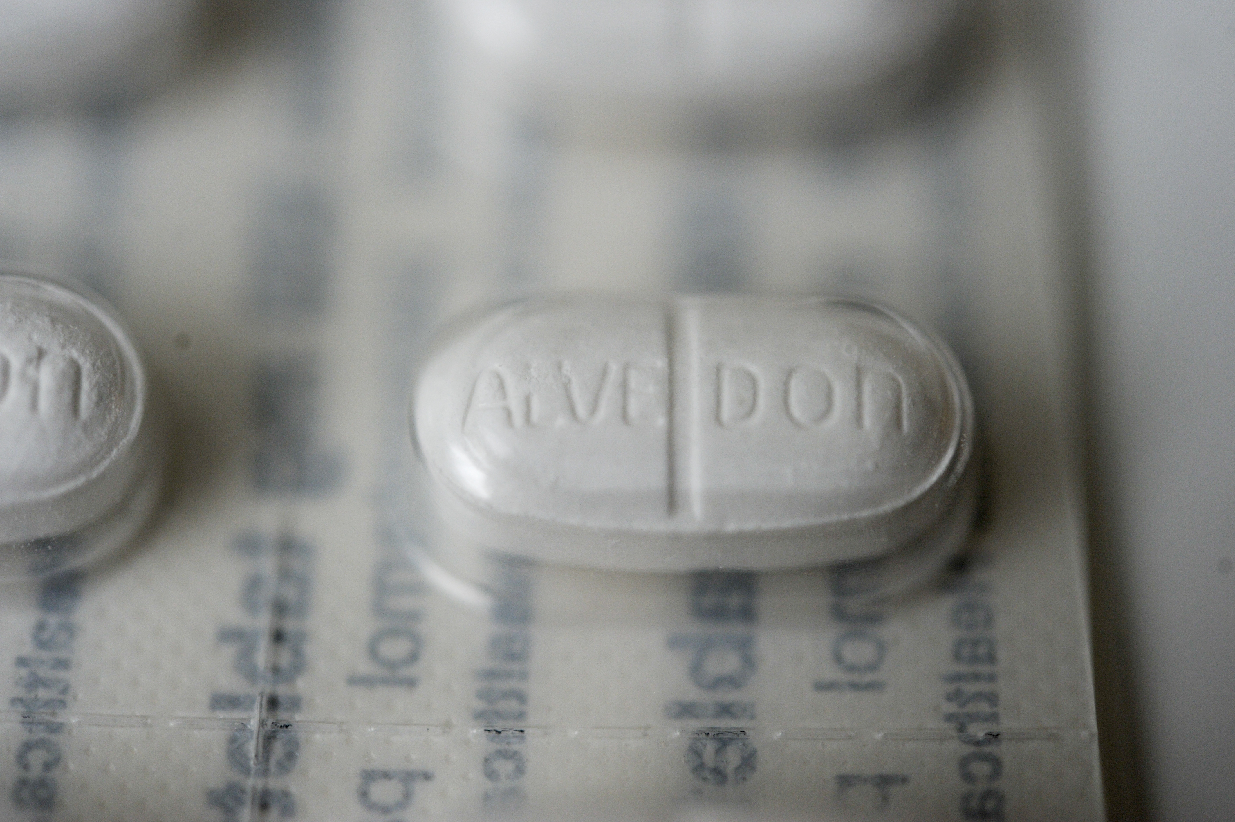 Ta sitt liv, Apotek, Södersjukhuset, Paracetamol, Tonårstjejer, Död, Lever, Självskadebeteende, Alvedon, Flickor, Leverskador, Självmord, Tonårsflickor, Panodil, Tonåringar