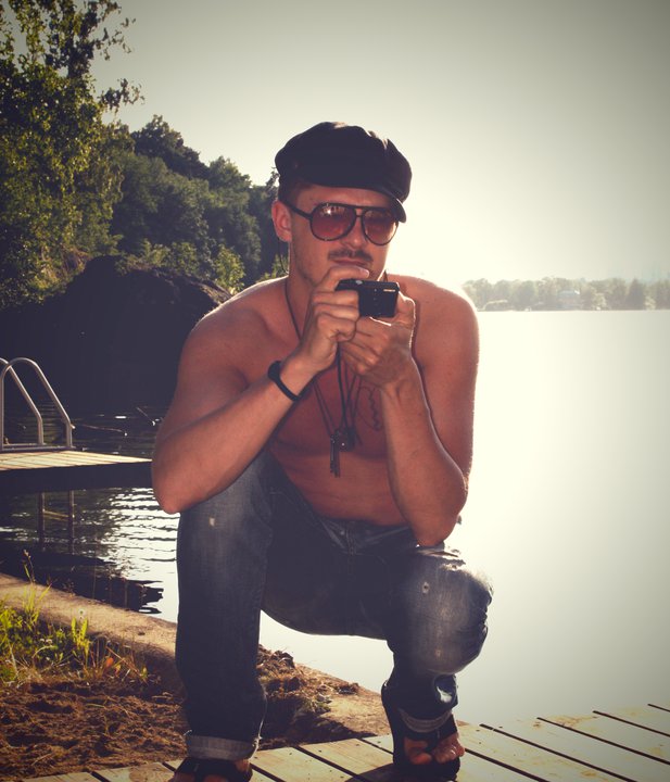 Wiley & Partners, Singel i stan, Hydes Spectacles, Walk Of Shame, Singelliv, Carlan Snygg, Riche, MMA, Dejting, Intervju