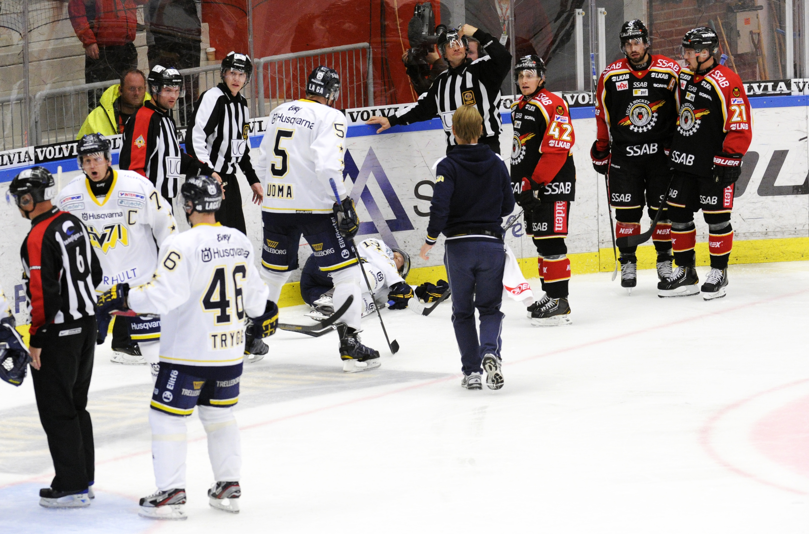 Hjärnskakning, Otäck, Olycka, Oscar Sundh, HV71, Krampanfall