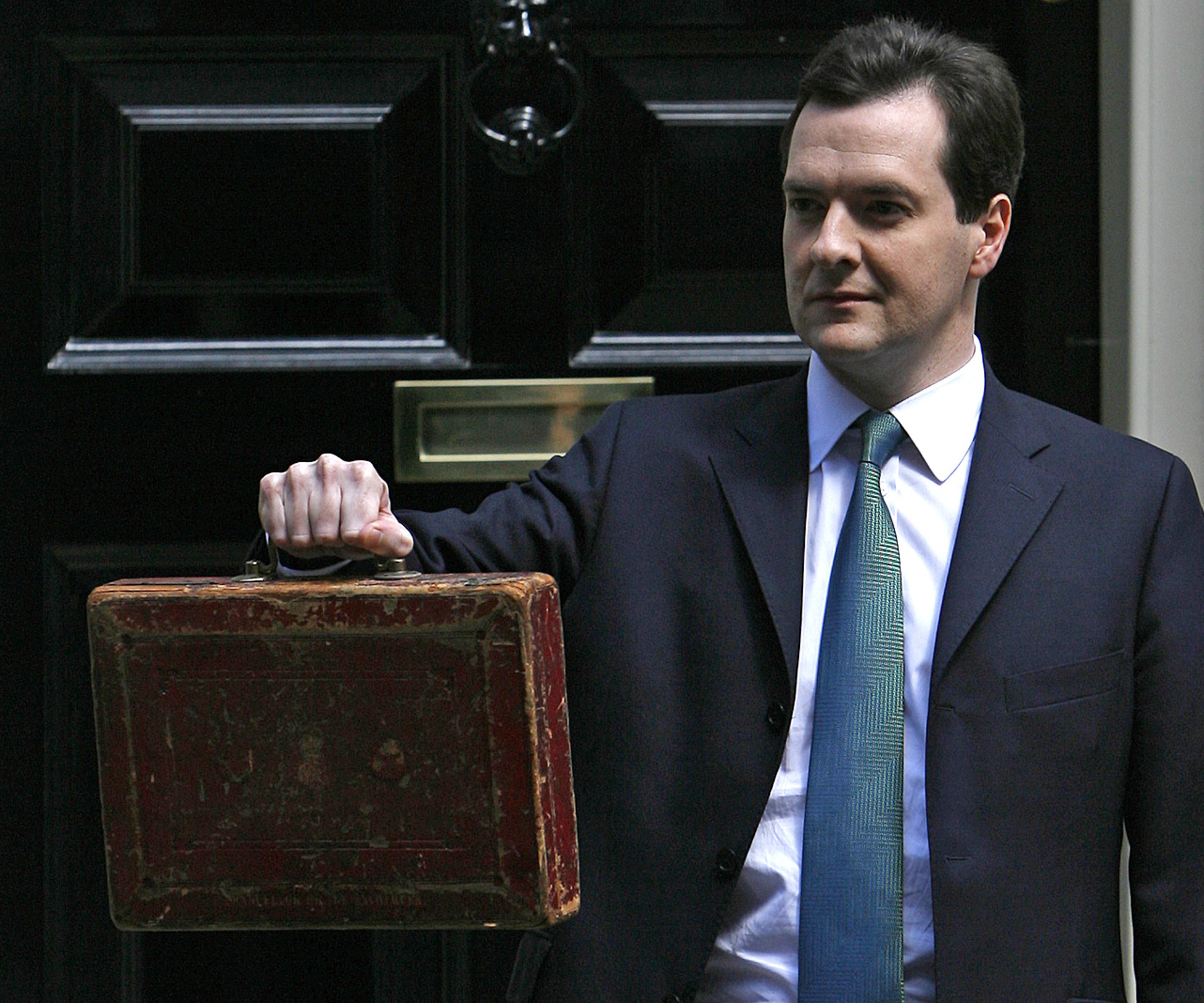 George Osborne kallar den nya budgeten "tuff men rättvis"